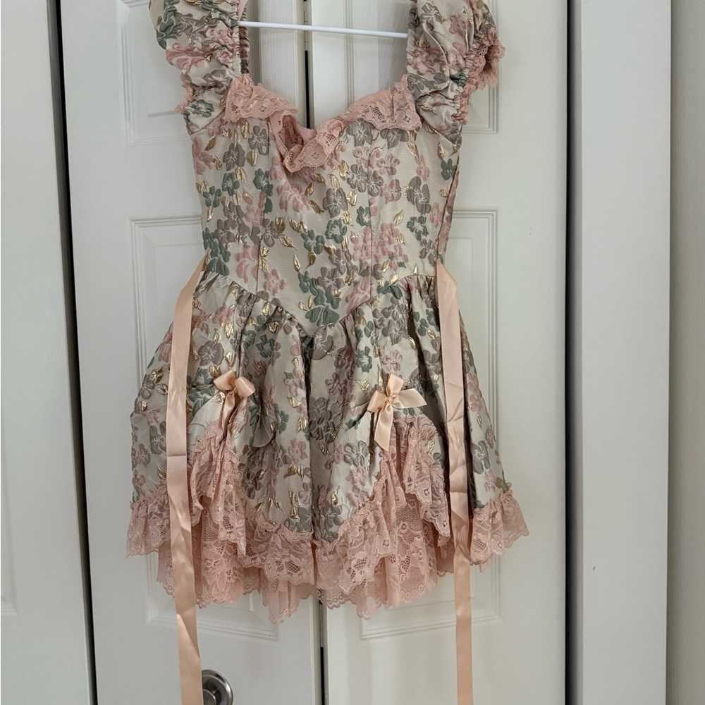 Floral Lace Dress with Ruffle Sleeves